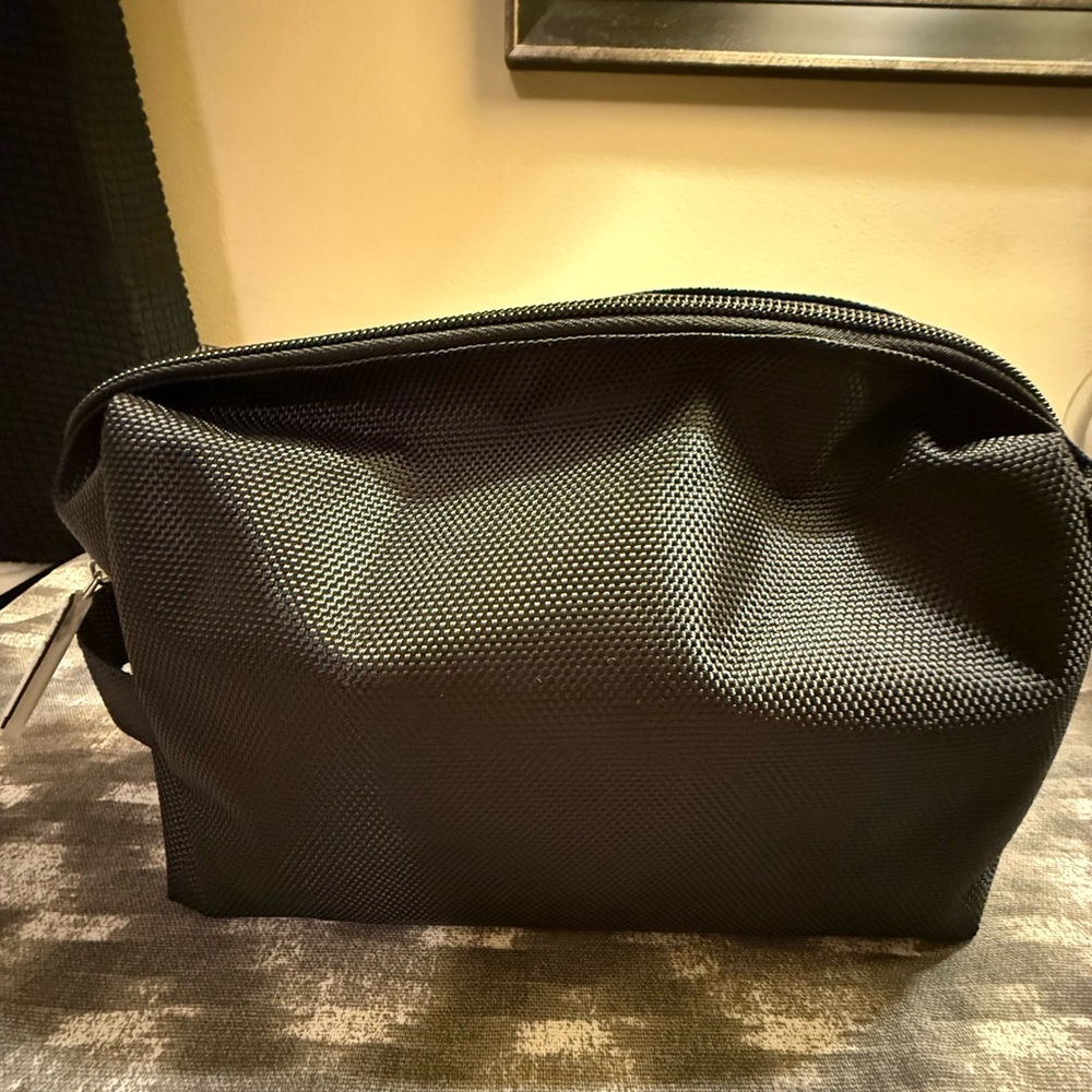 Men's Getaway Travel Kit in Black Travel Bag filled with Travel Items